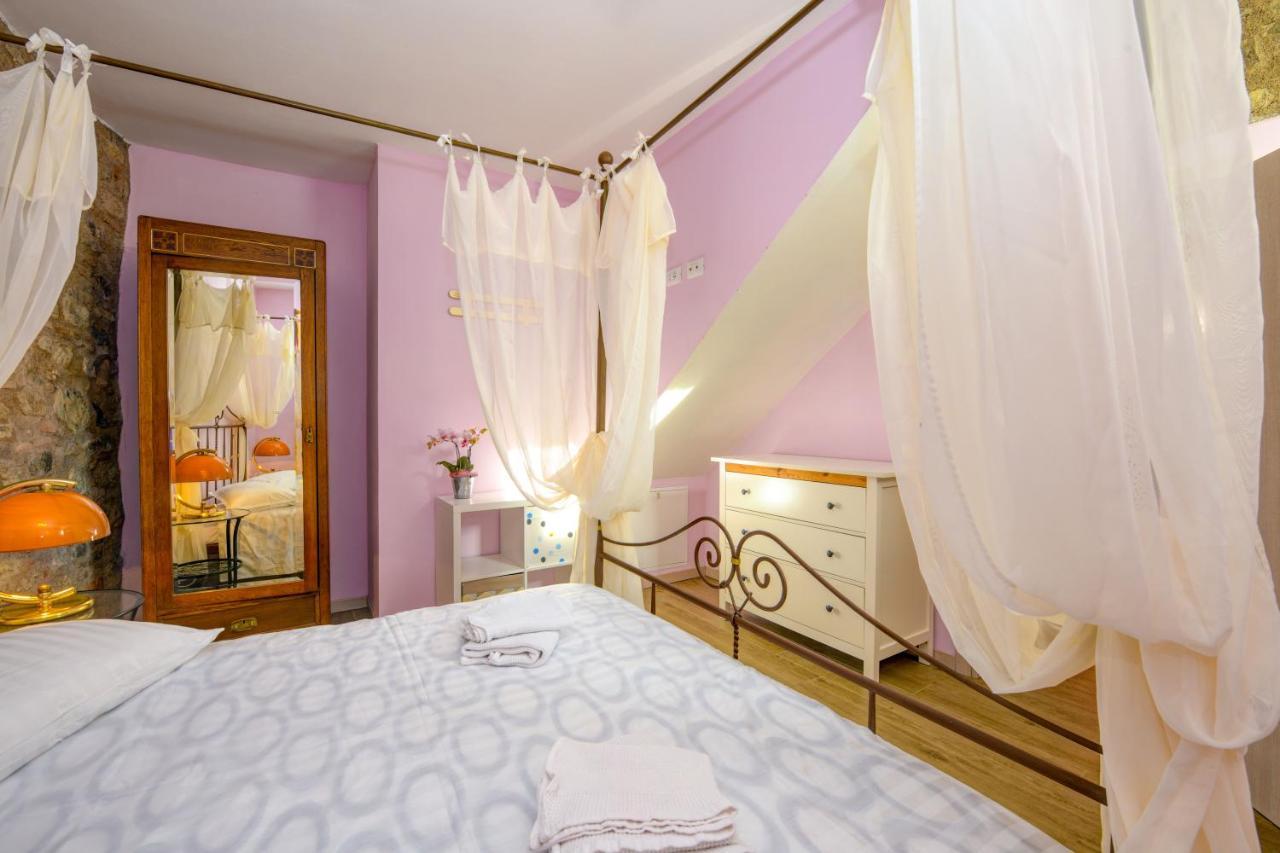 Casa Nel Borgo - Il Picchio Apartment Tremosine Екстериор снимка